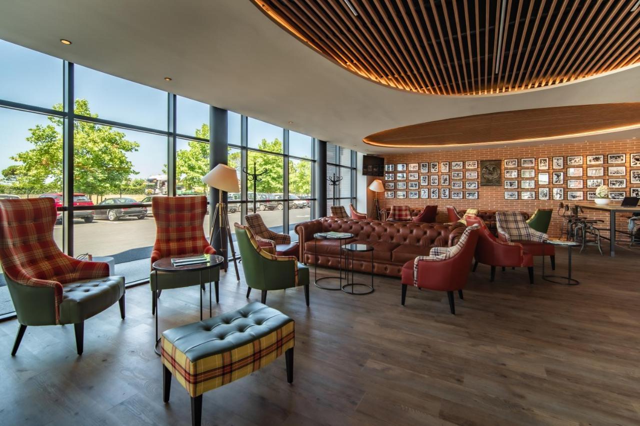 Ibis Styles Castelnaudary Exterior foto