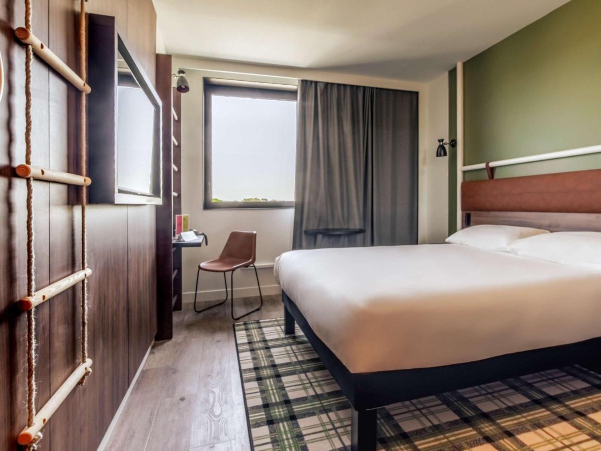 Ibis Styles Castelnaudary Exterior foto